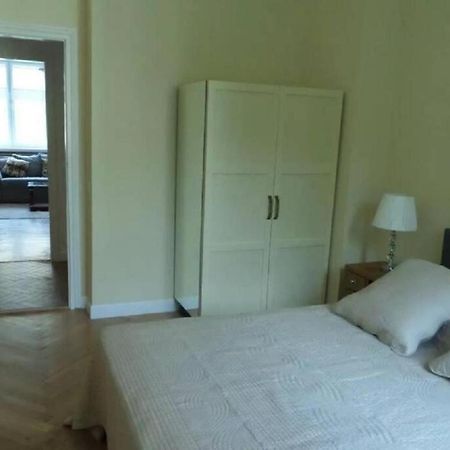 Super Luxury And Cozy- Golden Apartments- City Center Варшава Екстериор снимка