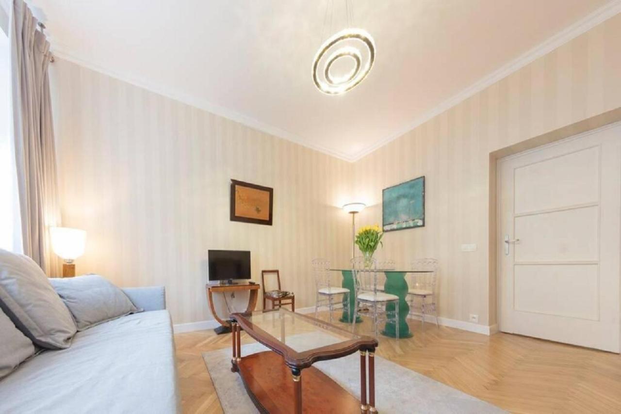 Super Luxury And Cozy- Golden Apartments- City Center Варшава Екстериор снимка