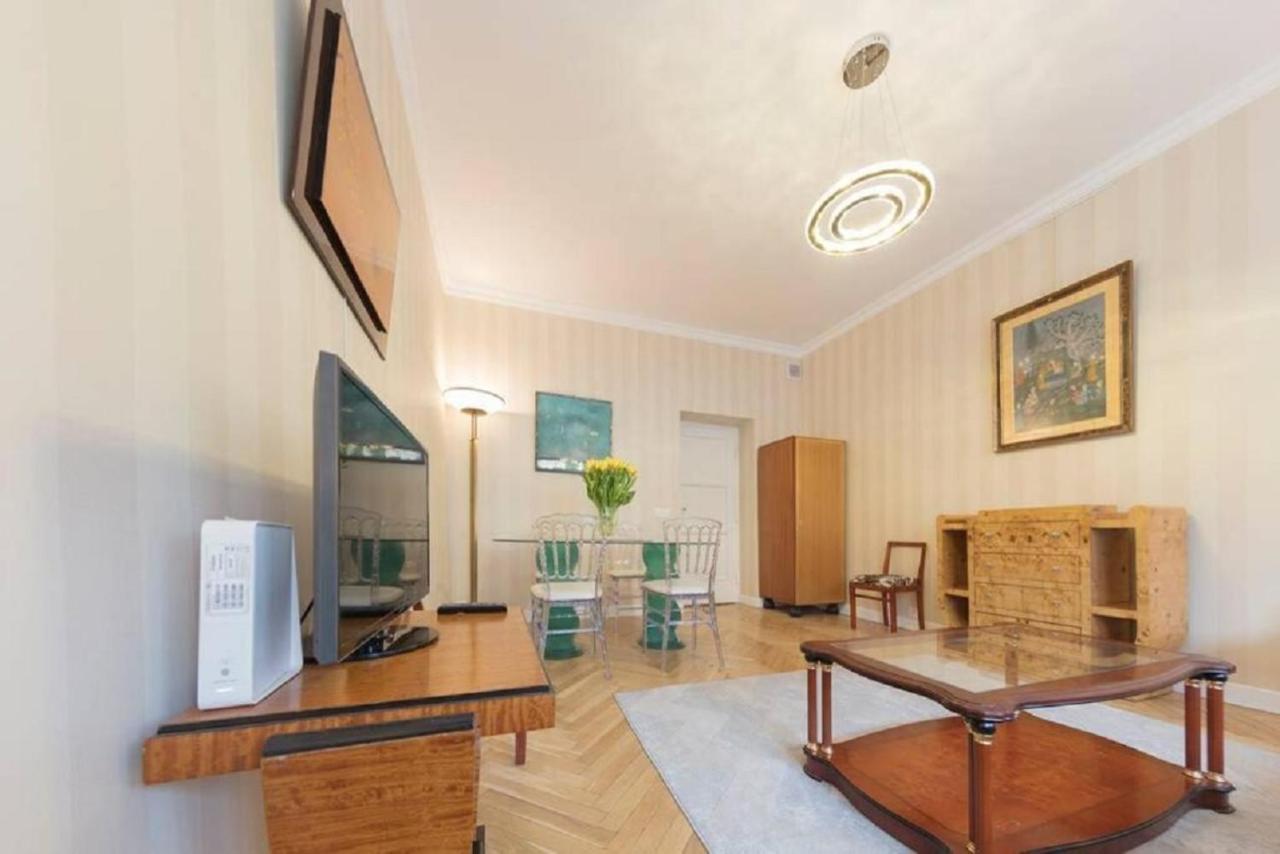 Super Luxury And Cozy- Golden Apartments- City Center Варшава Екстериор снимка